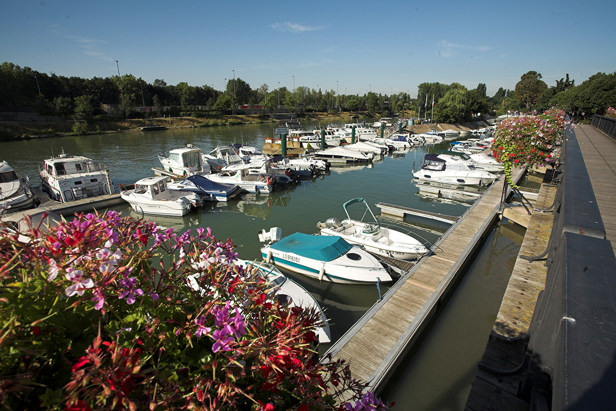 Le port de Nogent-sur-Marne en Val-de-Marne