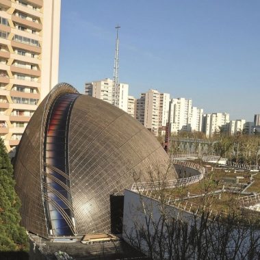 La première cathédrale construite au XXIe siècle