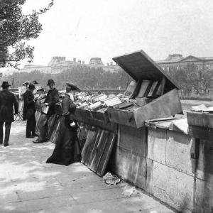 Conférence virtuelle Les bouquinistes de Paris : une librairie à ciel ouvert !