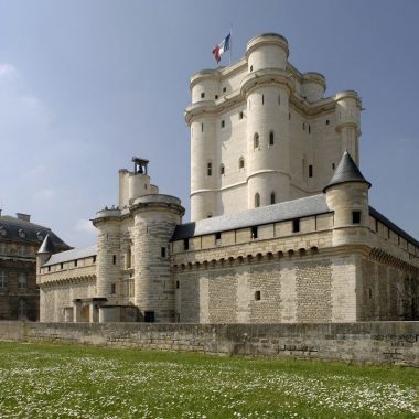 Visite guidée du Château de Vincennes (Donjon et Saint Chapelle)