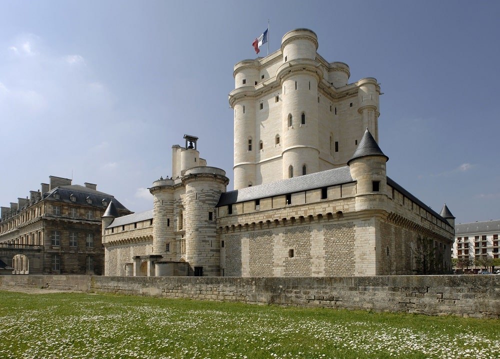 Visite guidée du Château de Vincennes (Donjon et Saint Chapelle) - 0