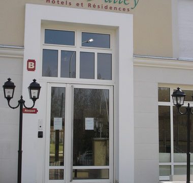 Des vitrophanies « spécial JOP 2024 » proposées par Atout France