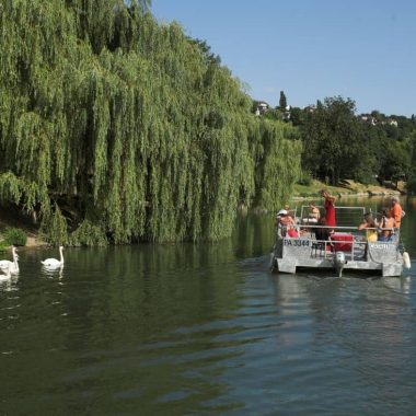 CROISIÈRES DÉCOUVERTES SUR LA MARNE – AU FIL DE L’EAU