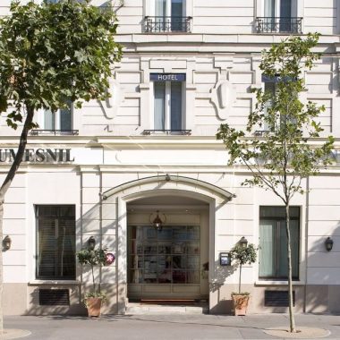 HÔTEL DAUMESNIL VINCENNES