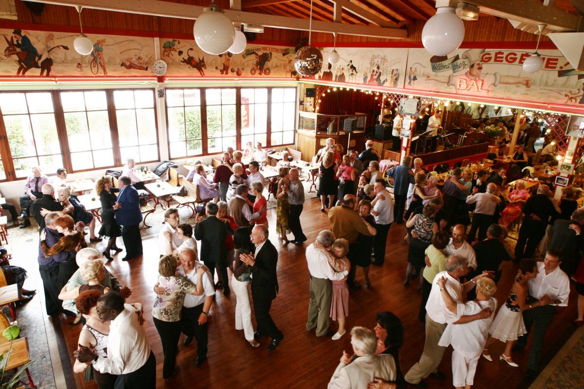 danse guingette chez gegene