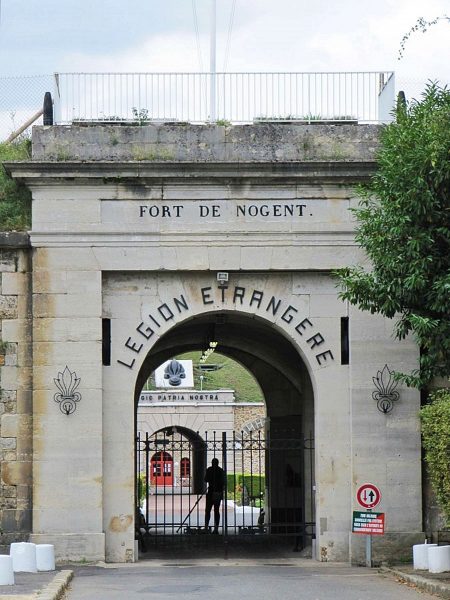 entree fort de nogent fontenay sous bois