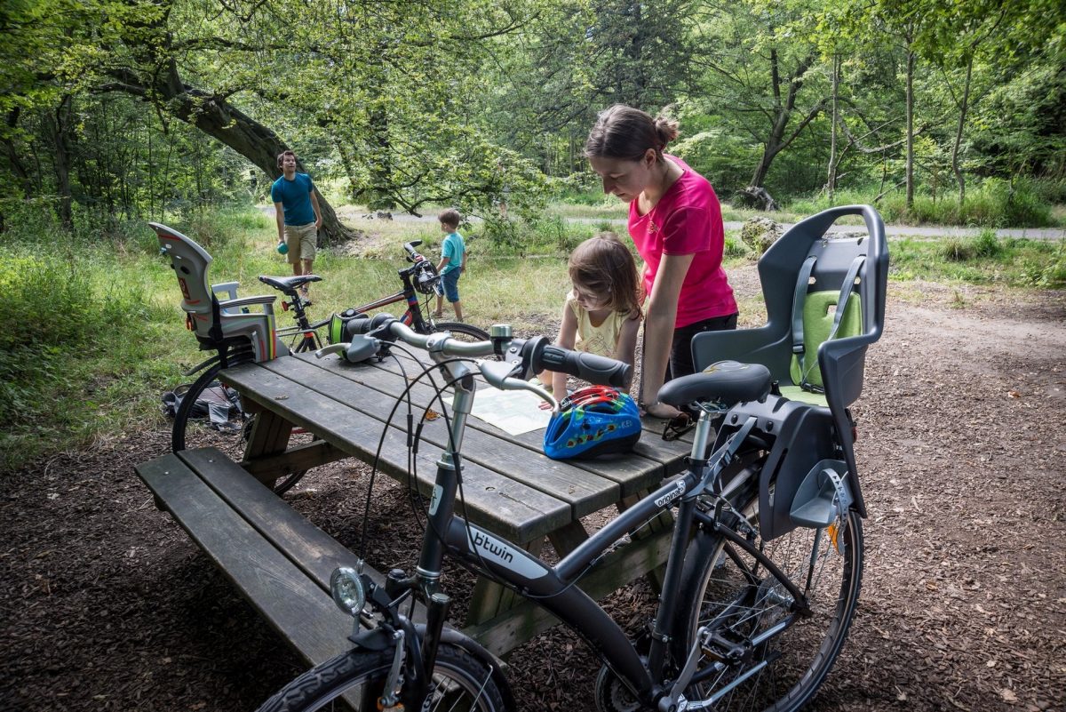 Randonnée à vélo au Bois de Vincennes ©CRT Paris Ile-de-France
