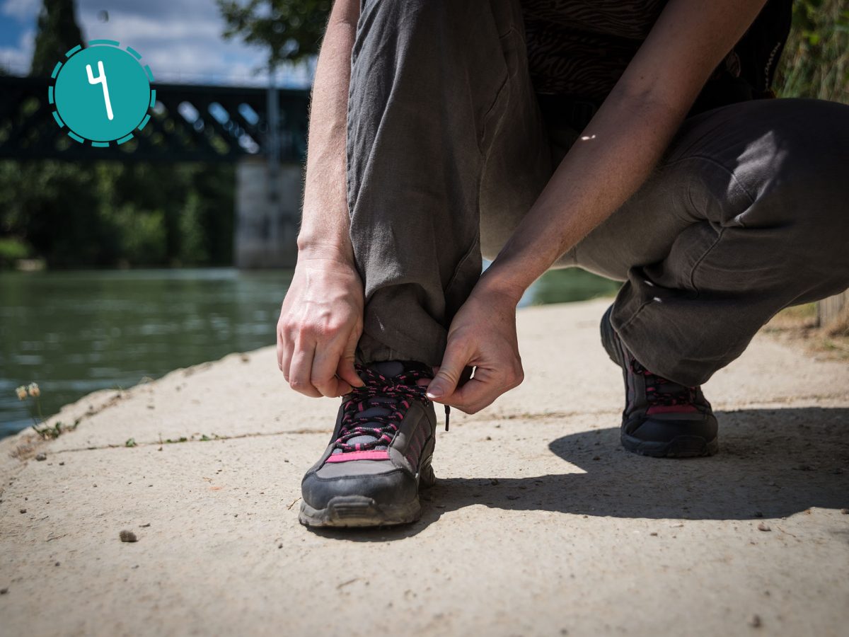 Promeneur chaussure Bord de Seine