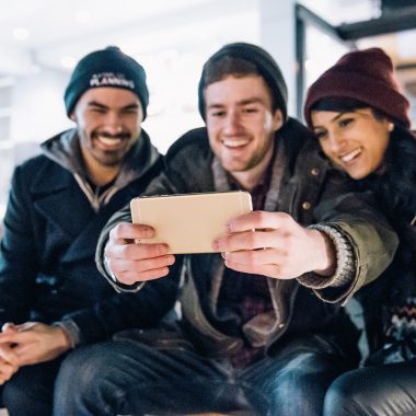 Où sortir entre amis le soir dans le 94