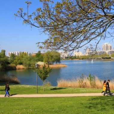 Autour du Lac de Créteil, entre nature et architecture