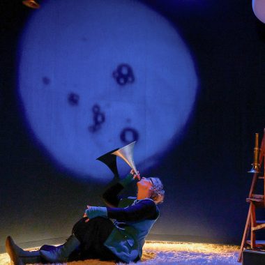 Dans la Lune – Festival du conte au Théâtre de Saint Maur