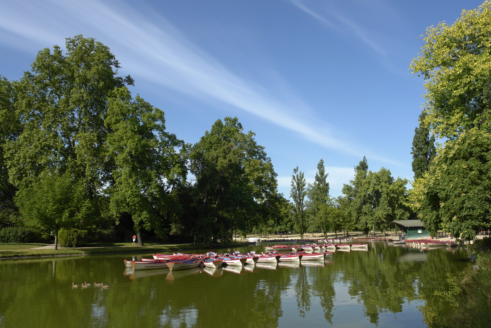 Location De Barques Du Lac Daumesnil Avis LOCATION DE BARQUES - LAC DAUMESNIL à PARIS : Val-de-Marne Tourisme