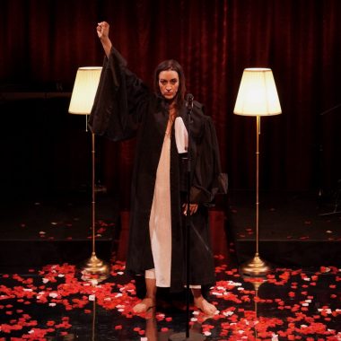 Spectacle Niquer la fatalité, Chemin(s) en forme de femme