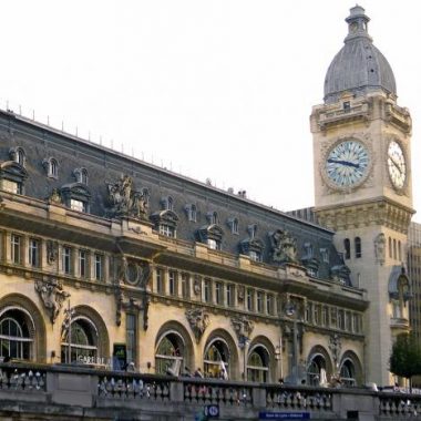 Insoupçonnables architectures entre Bastille et gare de Lyon