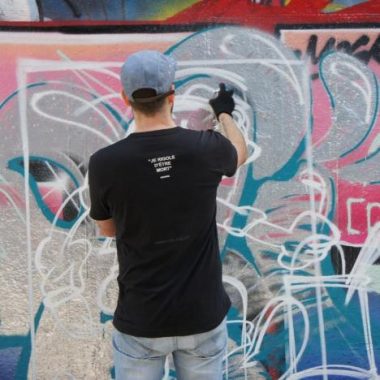 « Atelier Graffiti et Street Art – À vos Graffs, Prêts, Partez ! »