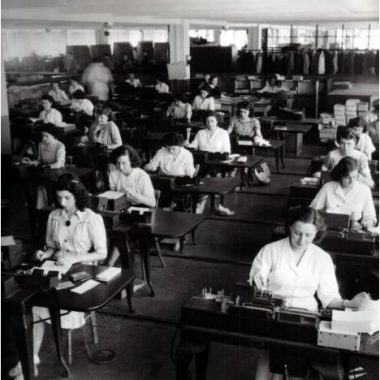 Balade commentée : les femmes au travail chez Renault