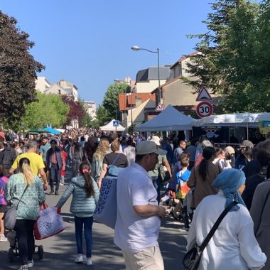 52e BROCANTE Vide-greniers de la rue de Paris prolongée