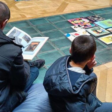 Histoire(s) de … signes en famille à à la Bibliothèque Smith-Lesouëf