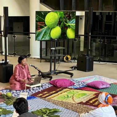 Le fruit à pain, un maillon de la chaîne esclavagiste : une histoire minorée, avec Nathalie Muchamad