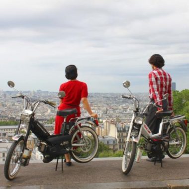 Les secrets de Paris à mobylette