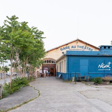 NOUVEAU GARE AU THÉÂTRE