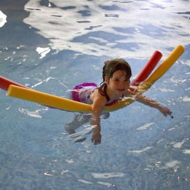 PISCINE CANETON