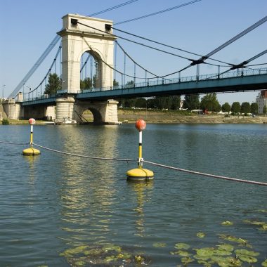 PONT DU PORT À L’ANGLAIS