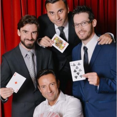 Spectacle magique en famille au Musée Français de la Carte à Jouer