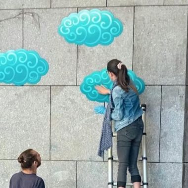 Street-Art à Paris 12ème : balade et rencontre avec l’artiste Manu Ibrahim dans son atelier privé