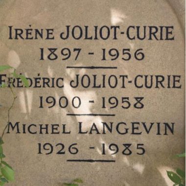Visite guidée : Personnalités, art funéraire et histoire du cimetière de Sceaux